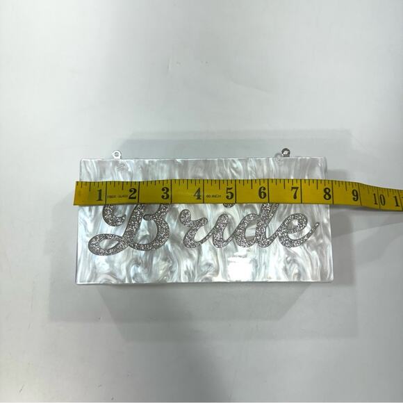 Lovers and Friends Bride Clutch Bag in Ivory Rhinestone - Picture 5 of 9